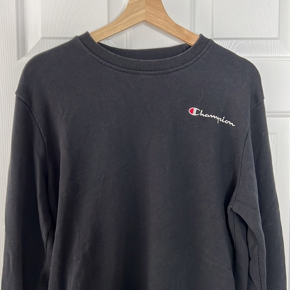 Champion long sleeve tee size M - Picture 2 of 7